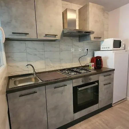 Appartement Neuf Dans Maison Villargondran Exterior photo